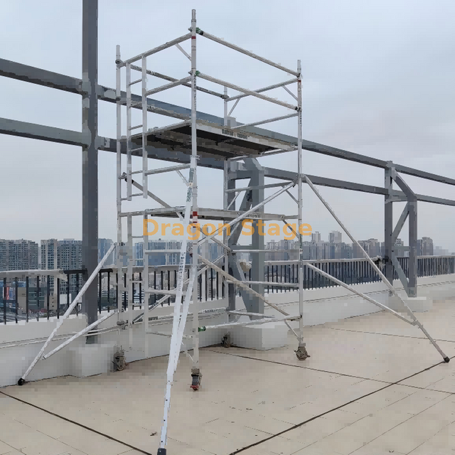 Torre de andaimes de alumínio para manutenção de fachadas de edifícios