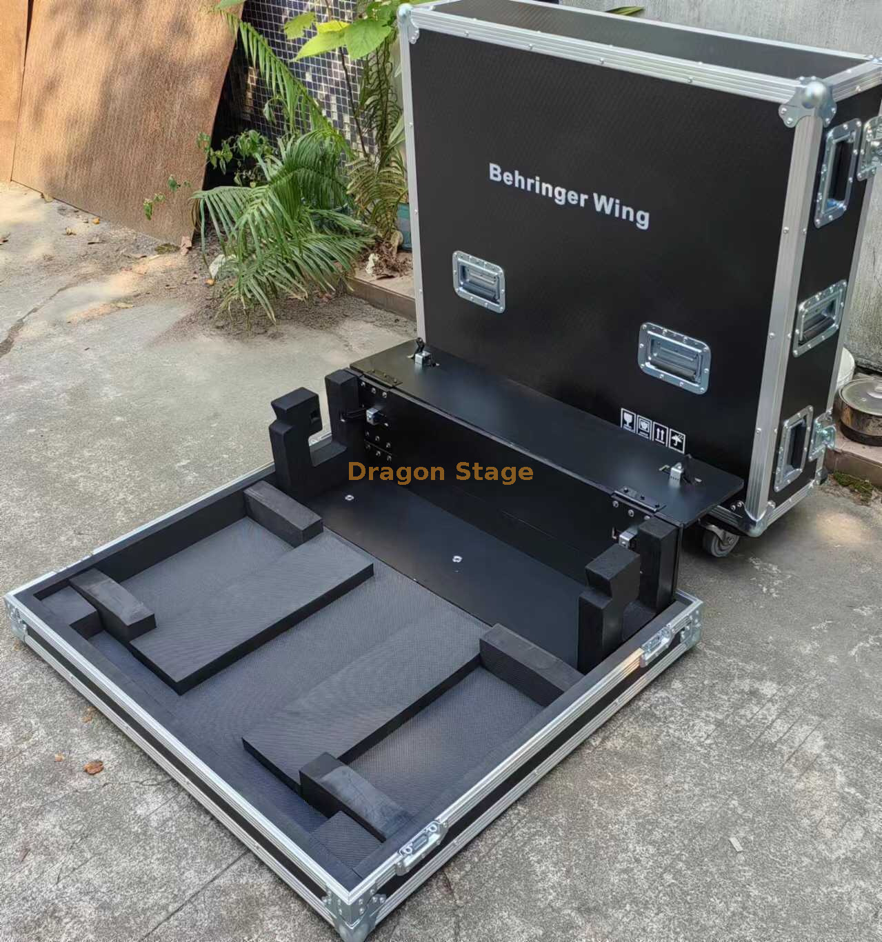 behringer