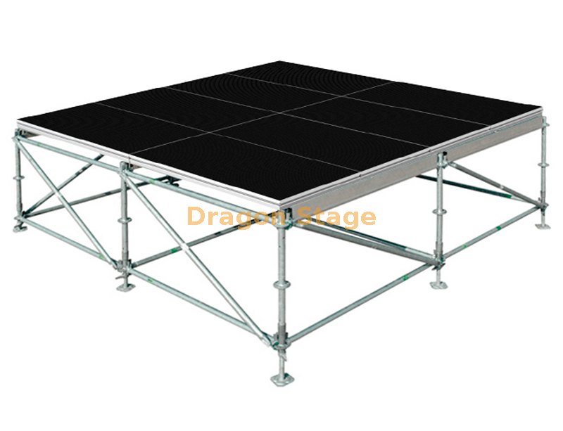 Sistema profissional de palco Layher de aço de 20x18m - plataforma de concerto ao ar livre resistente com deck de madeira compensada de alumínio e escadas de acesso duplo