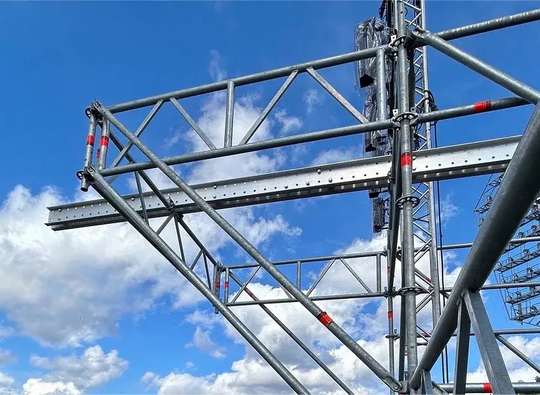 cantilever layher truss for line array.jpg