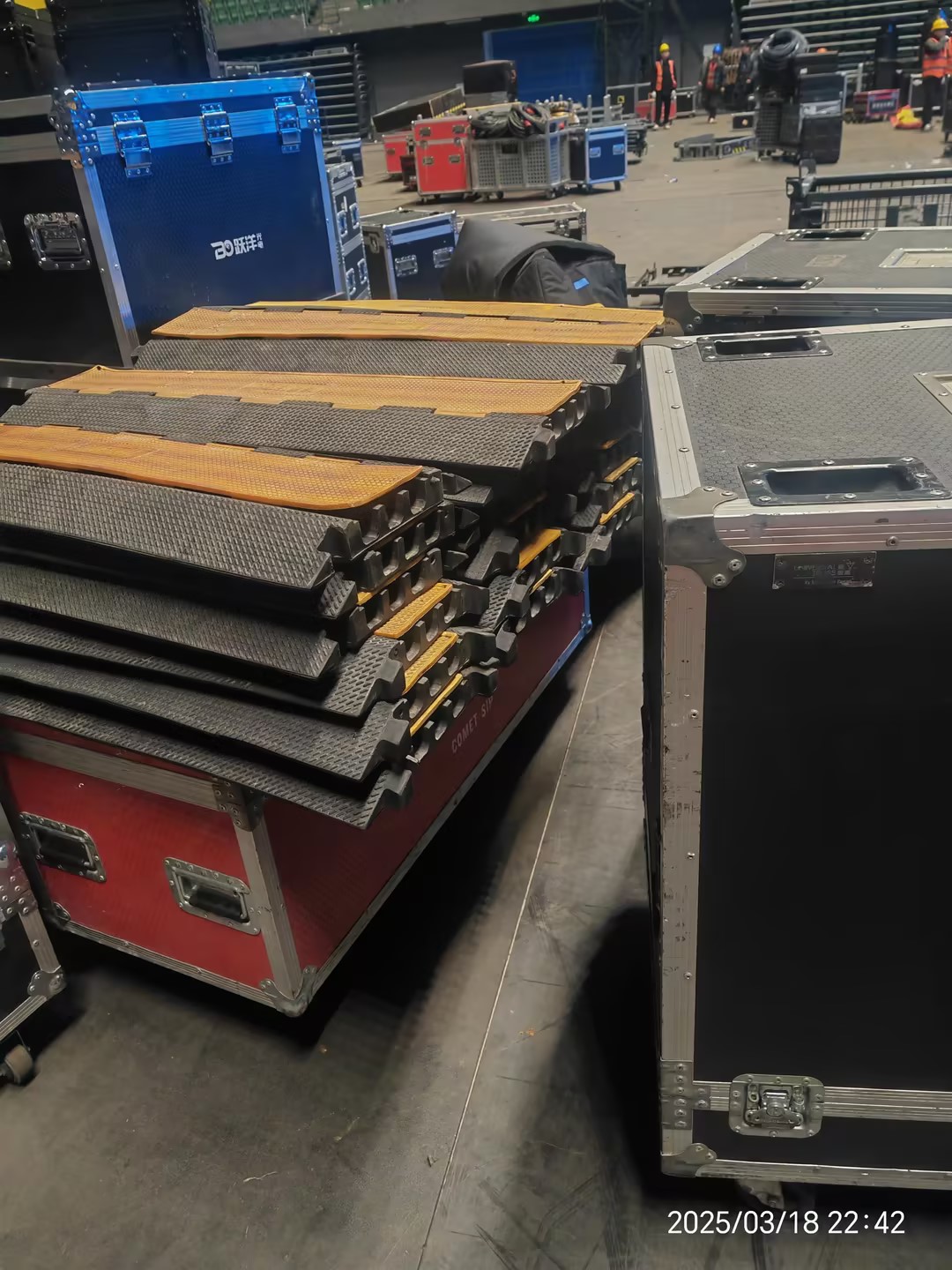 Três entusiastas de arame é o mais comumente usado