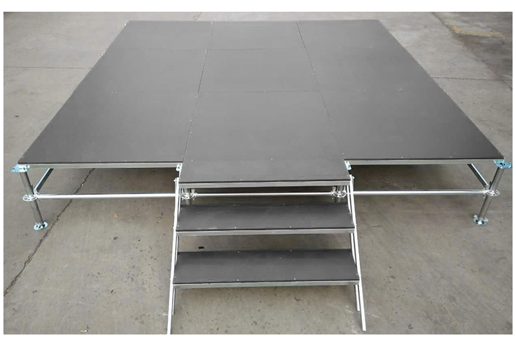 Palco móvel portátil Ringlock de aço com escadas para grande desempenho ao ar livre 10x5m