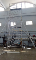 Torre de rolamento de andaimes de alumínio móvel duplo de 1,35x2x9,44m para manutenção de equipamentos de fábrica
