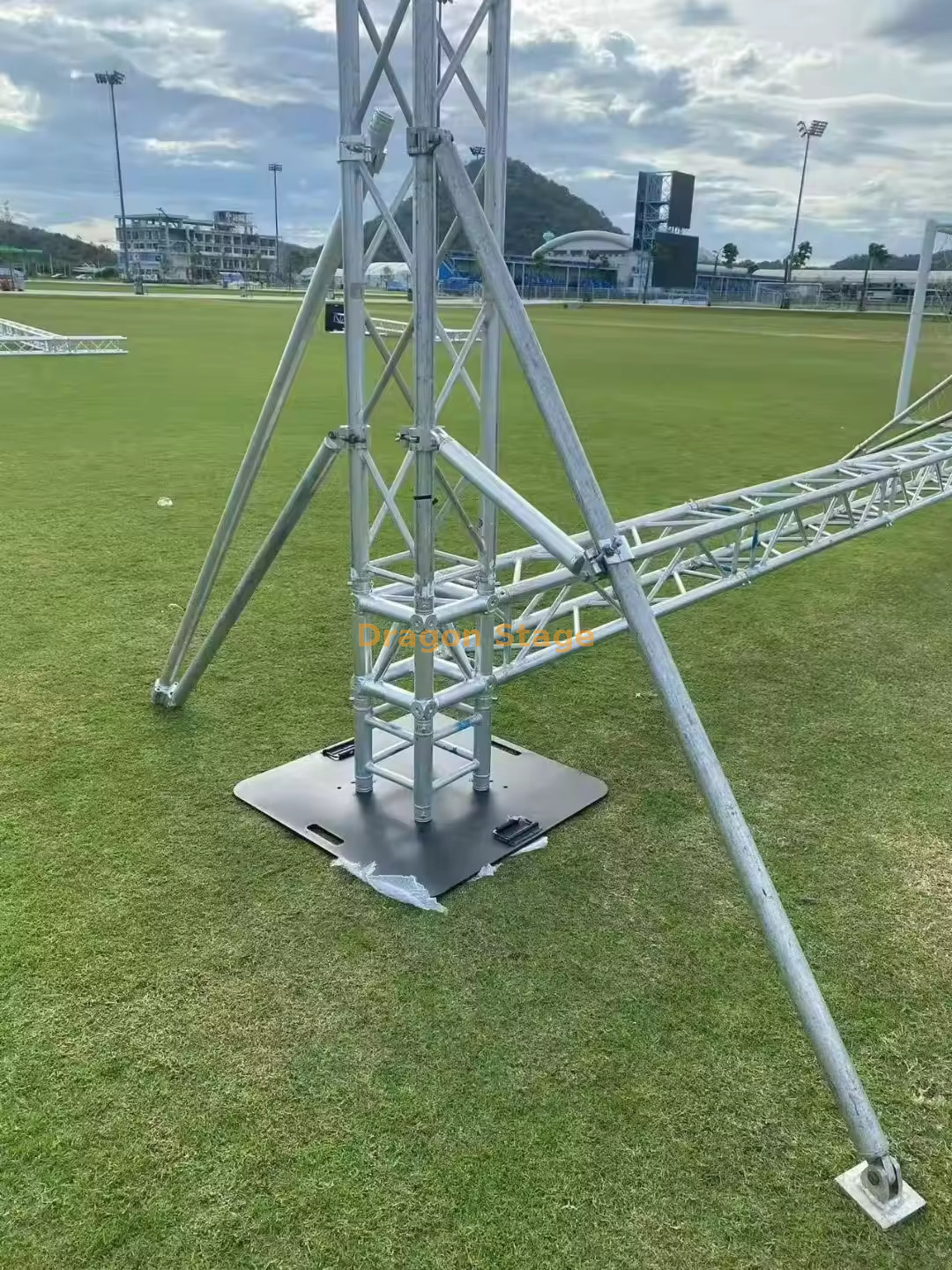 Pernas dos estabilizadores de treli&ccedil;a (2)