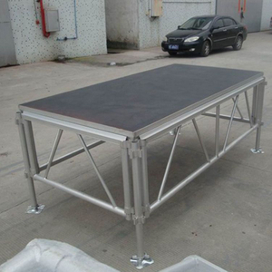 Plataforma exterior ajustável portátil móvel 4x2m da fase