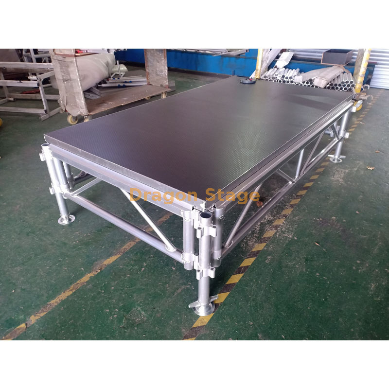 Estágio de suporte modular para desempenho externo 9x6m