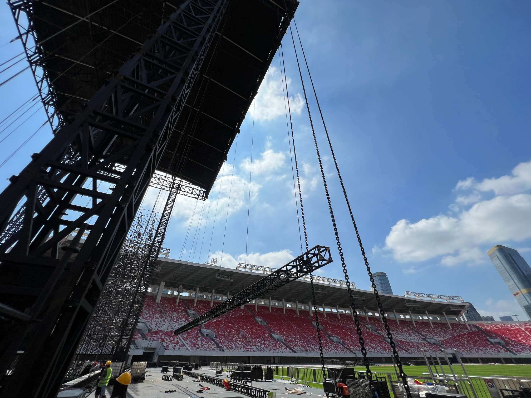 treli&ccedil;a de ilumina&ccedil;&atilde;o para palco de concerto.jpg