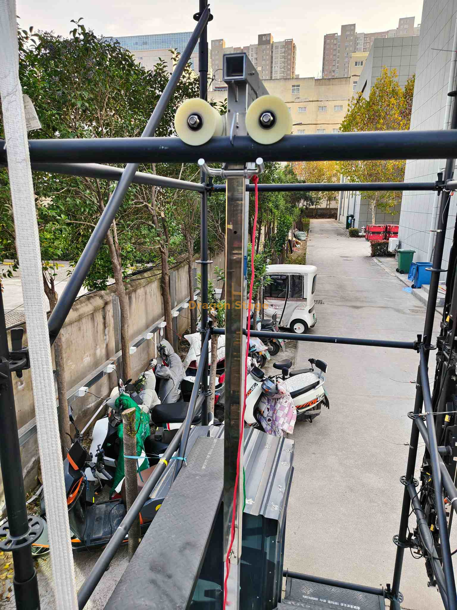 Suporte de suspens&atilde;o para display LED (4) 